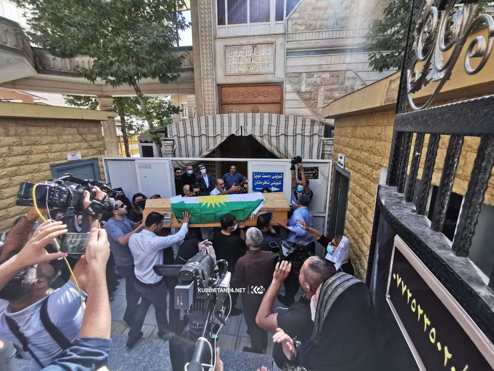 Termên malbata kurd ên li Bexdayê hatine kuştin bi ala Kurdistanê vegerîn Silêmaniyê 
